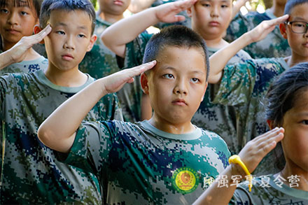 基礎(chǔ)軍事訓(xùn)練